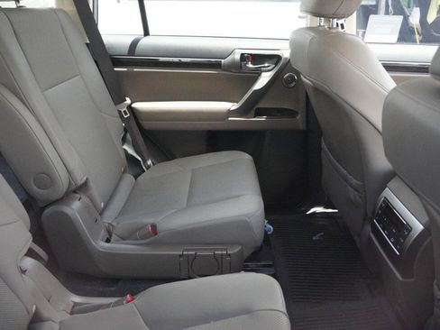 Used 2023 Lexus GX 460 Premium AWD/4WD image 10