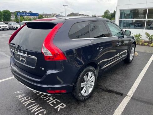 Used 2017 Volvo XC60 T5 Inscription w/ Preferred Option Package FWD image 2