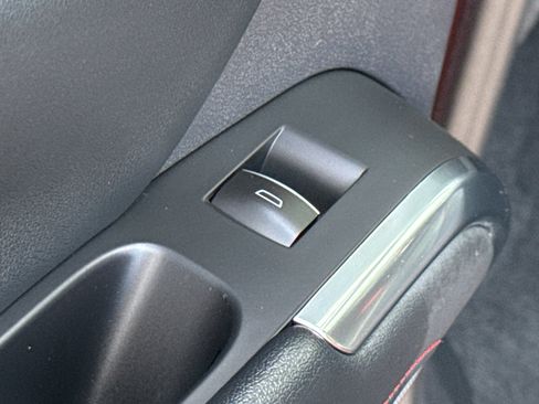 Certified 2024 Chevrolet Traverse RS AWD/4WD image 32