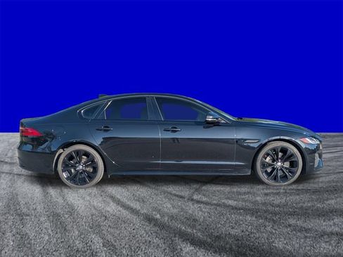 Used 2024 Jaguar XF R-Dynamic SE RWD image 3