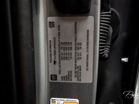 Used 2023 Cadillac Escalade ESV Sport w/ LPO, ONYX Package image 62