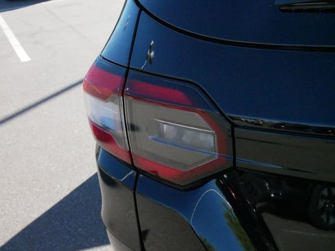Used 2026 Honda Pilot Black Edition image 17