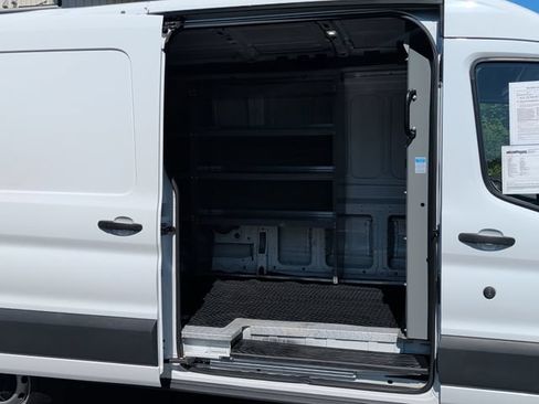 Used 2018 Ford Transit 250 148 Medium Roof RWD image 19