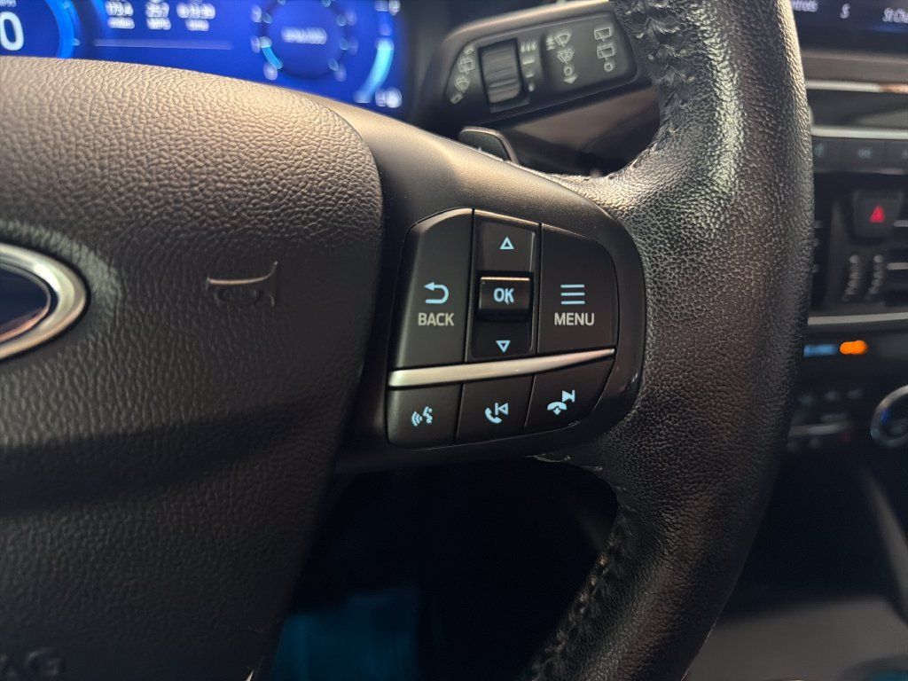 Used 2020 Ford Escape Titanium AWD/4WD image 13
