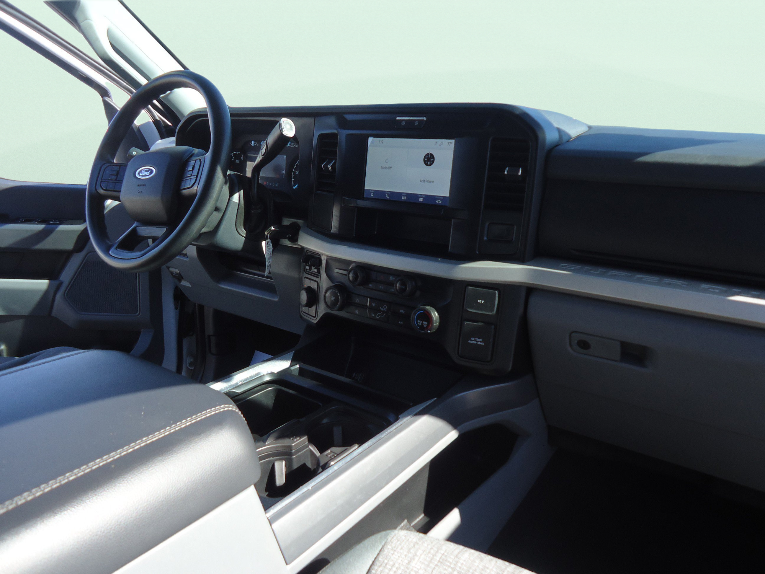 Used 2025 Ford F250 XLT w/ FX4 Off-Road Package AWD/4WD image 29