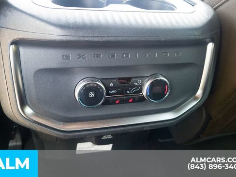 Used 2025 Ford Expedition King Ranch AWD/4WD image 24