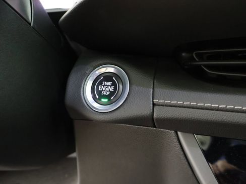 Used 2023 Buick Envision Avenir AWD/4WD image 47