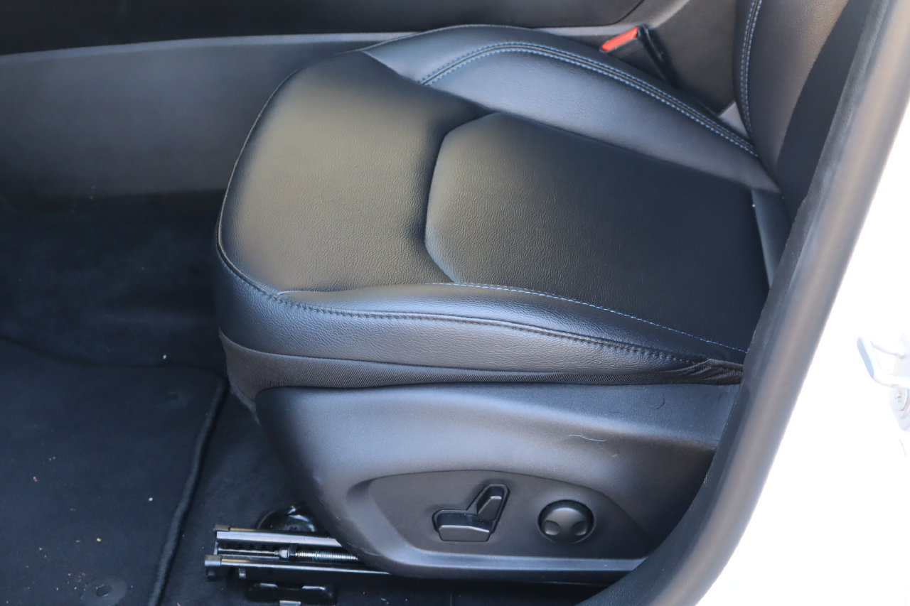 Used 2026 Jeep Compass Limited AWD/4WD image 14