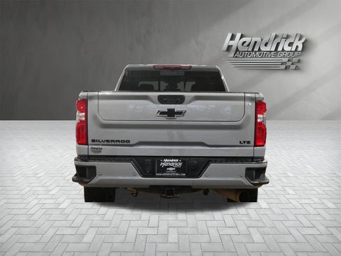 Used 2024 Chevrolet Silverado 2500 LTZ w/ LTZ Plus Package image 9