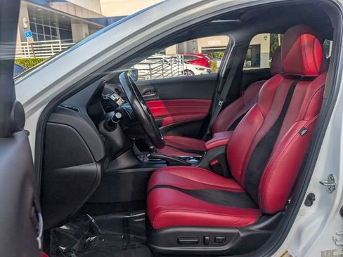 Certified 2022 Acura ILX FWD image 9