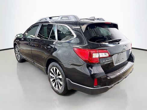 Used 2016 Subaru Outback 2.5i Limited AWD/4WD image 7