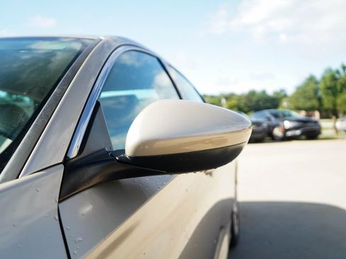 Used 2019 Honda Accord LX image 22