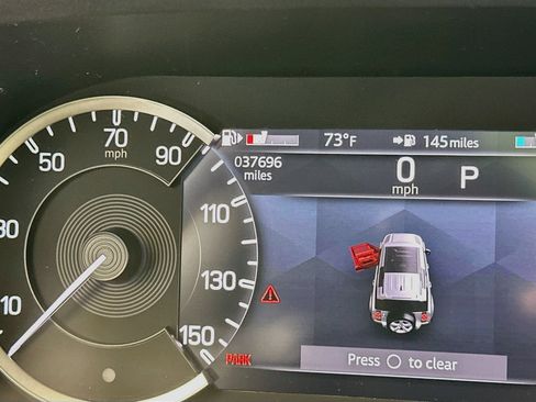 Certified 2023 Land Rover Defender 110 S AWD/4WD image 12