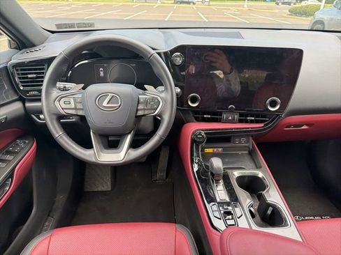 Used 2025 Lexus NX 350h AWD w/ Cold Area Package image 11