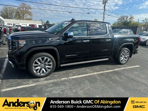 Used 2024 GMC Sierra 1500 Denali image 1