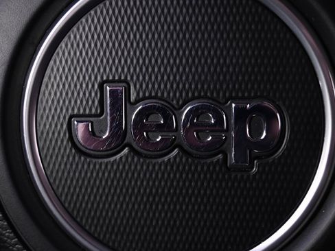 Used 2023 Jeep Wrangler Unlimited Sport image 38