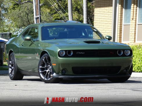 Used 2023 Dodge Challenger R/T Scat Pack w/ Plus Package RWD image 3