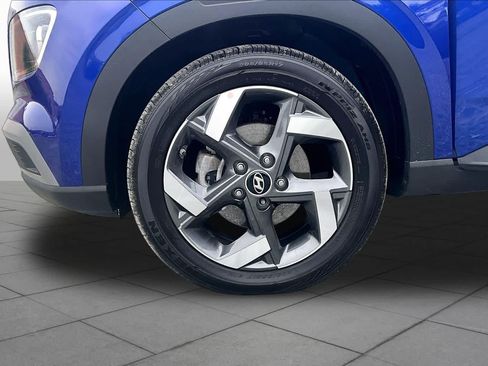 Used 2026 Hyundai Venue SEL FWD image 11