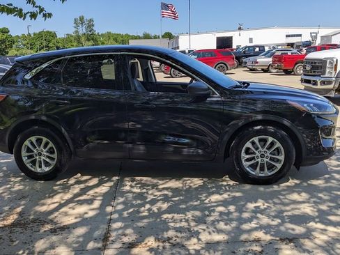 Used 2022 Ford Escape SE w/ Convenience Package FWD image 2