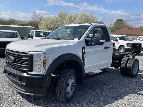 New 2026 Ford F550 4x4 Regular Cab Super Duty image 7