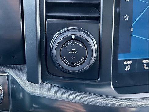 Used 2024 Ford F150 Lariat AWD/4WD image 26
