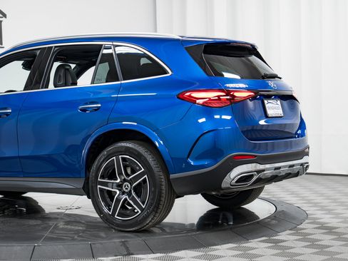 New 2026 Mercedes-Benz GLC 300 300 4MATIC image 29