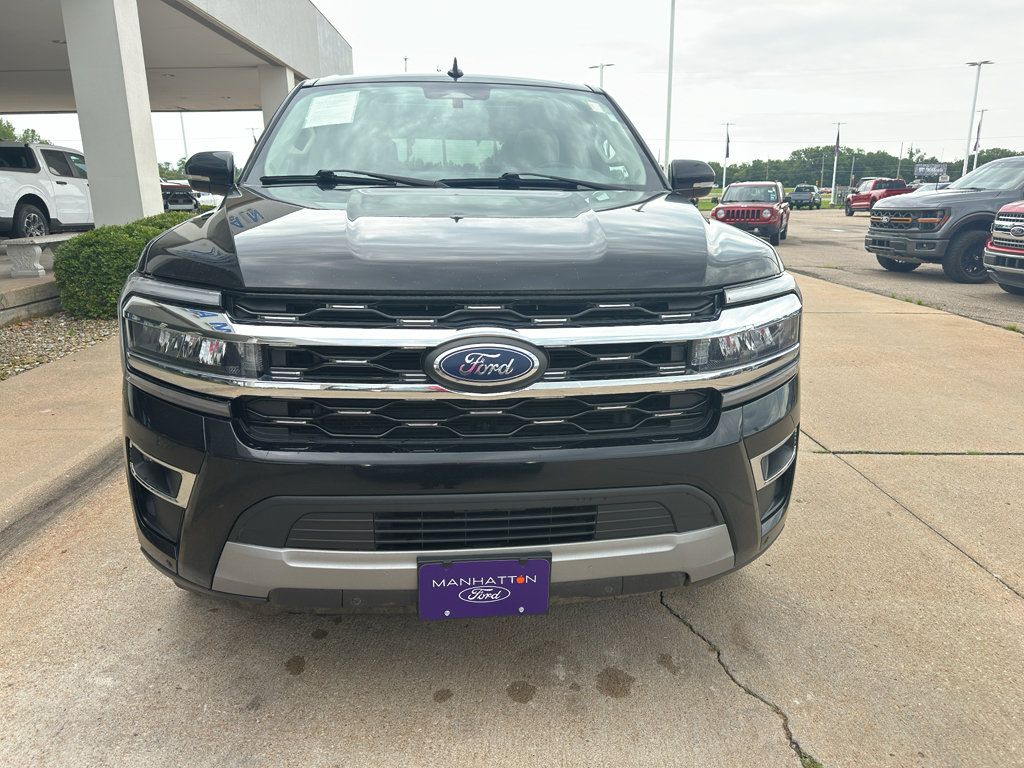 Used 2024 Ford Expedition Limited AWD/4WD image 40