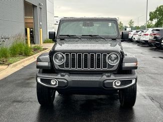 Used 2026 Jeep Wrangler Unlimited Sahara AWD/4WD video 2