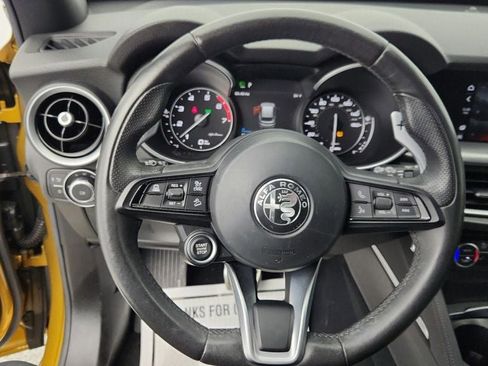 Used 2023 Alfa Romeo Stelvio Veloce image 52
