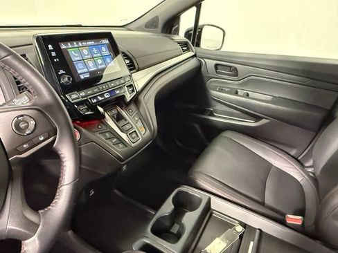 Used 2024 Honda Odyssey Sport image 26