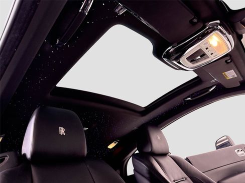 Used 2014 Rolls-Royce Wraith RWD image 30