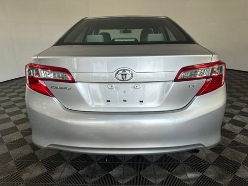Used 2012 Toyota Camry LE FWD image 20