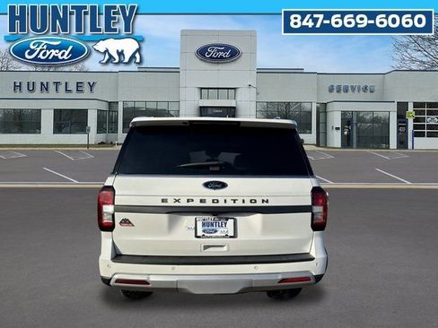 Used 2022 Ford Expedition Timberline image 5