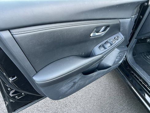 Used 2025 Nissan Sentra SV image 10