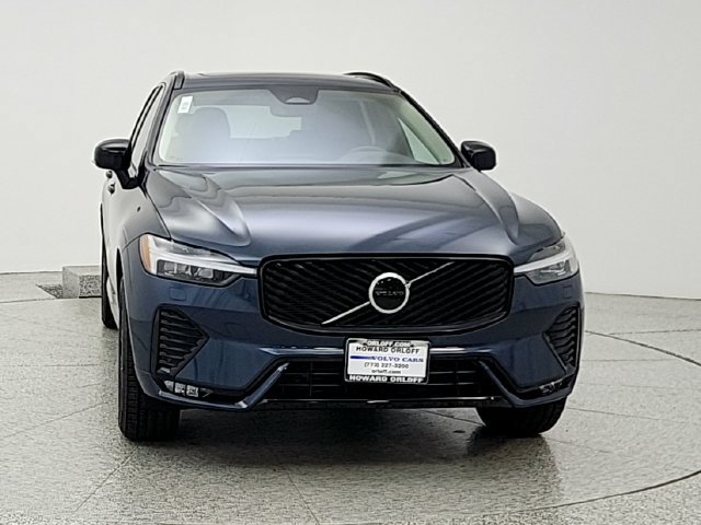 New 2027 Volvo XC60 B5 Core AWD/4WD image 2