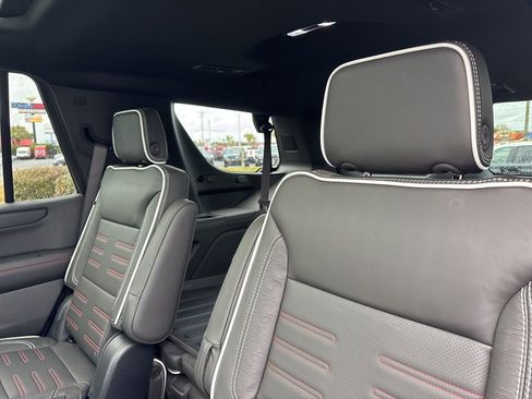 Used 2025 GMC Yukon AT4 Ultimate image 16