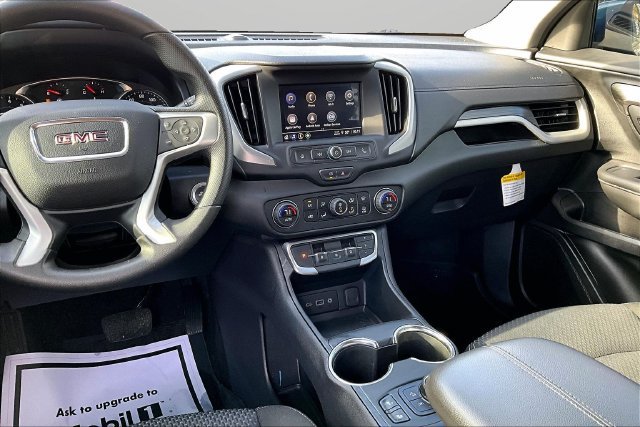 Used 2024 GMC Terrain SLE w/ Driver Convenience Package FWD image 6
