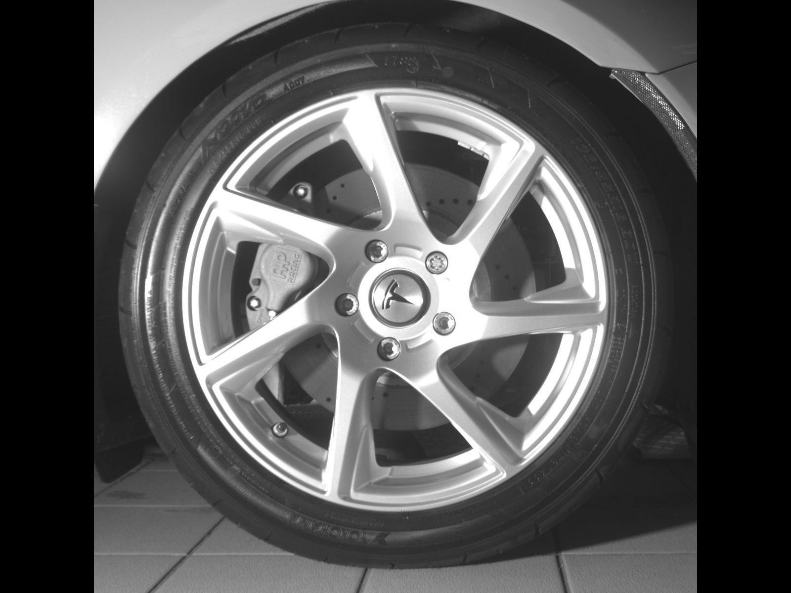 Used 2010 Tesla Roadster Sport RWD image 17