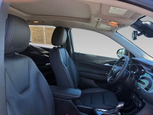 Used 2023 Buick Encore GX Essence w/ Experience Buick Package AWD/4WD image 9