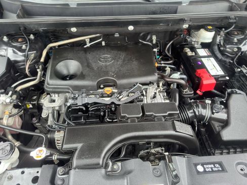Used 2018 Toyota Camry SE FWD image 49