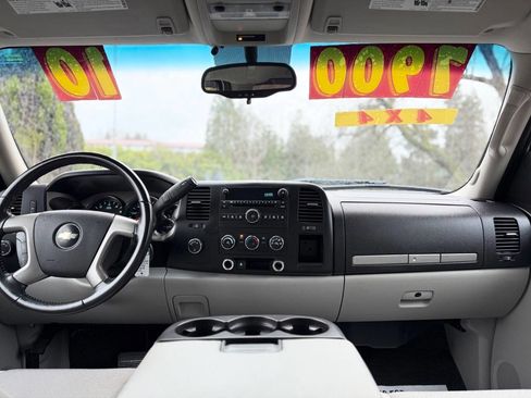 Used 2010 Chevrolet Silverado 1500 LT w/ Power Pack Plus image 5
