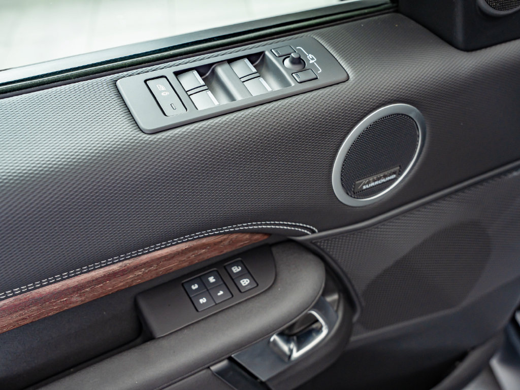 New 2026 Land Rover Discovery Dynamic SE AWD/4WD image 18