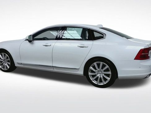 Used 2017 Volvo S90 T6 Inscription w/ Vision Package image 23