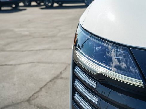 New 2026 Nissan Kicks SV image 11