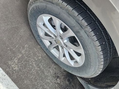 Used 2019 Chevrolet Equinox LT AWD/4WD image 9