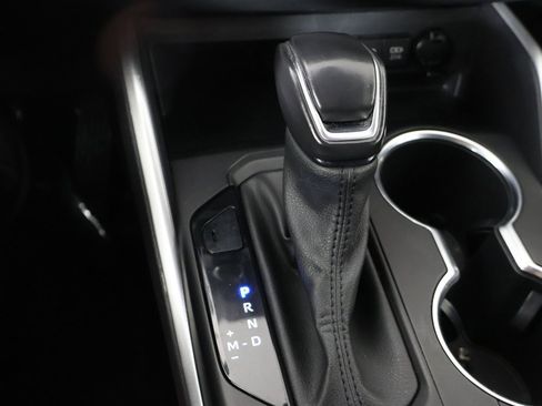 Used 2021 Toyota Highlander XLE image 50