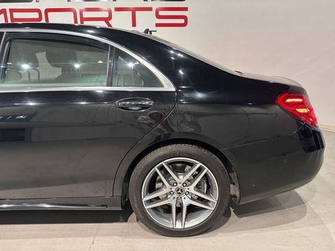 Used 2018 Mercedes-Benz S 560 4MATIC Sedan w/ AMG Line Exterior image 7