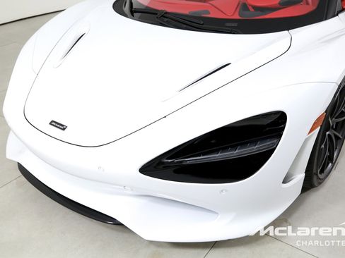New 2027 McLaren 750S Spider RWD image 31