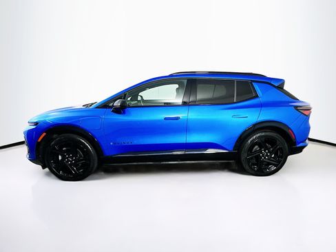 Used 2025 Chevrolet Equinox EV RS FWD image 4