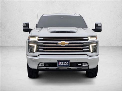 Used 2023 Chevrolet Silverado 2500 High Country w/ Z71 Off-Road Package image 2
